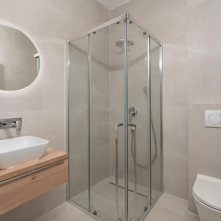 Sime By Interhome Maslenica