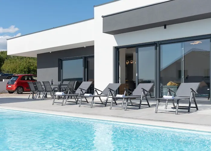 Sime By Interhome Vikendica